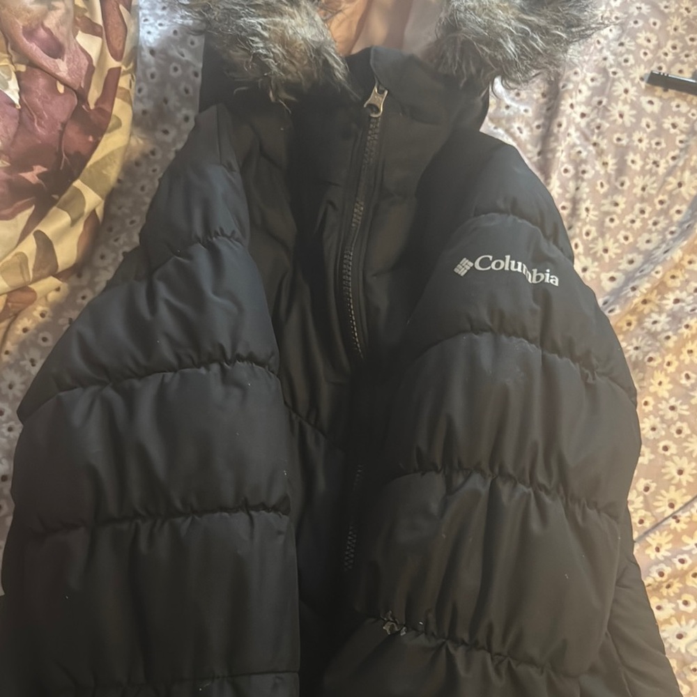 Columbia Black Puffer Jacket with Fur Hood